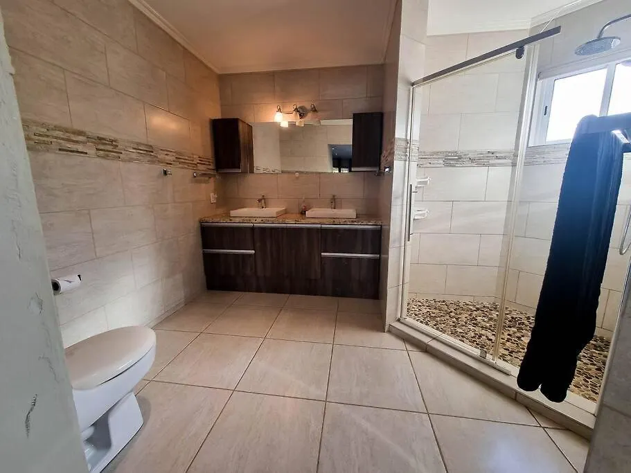 Villa With Pool And Sea View Fontein