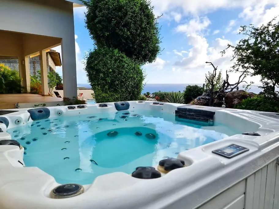 Villa With Pool And Sea View Fontein Curaçao